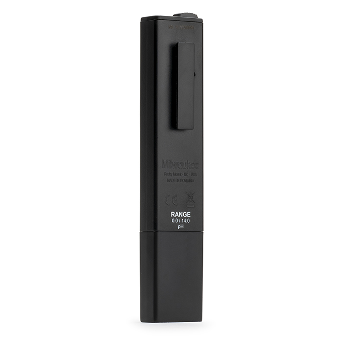 Milwaukee PH600 pH‑Tester Winkelansicht rechts mit Kappe, tragbar