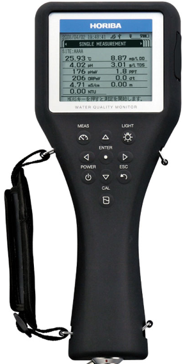 Horiba U-50 Wasseranalysegerät Seitenansicht, Messgerät mit Sensoranschluss, professionelles Wasseranalysator Gerät