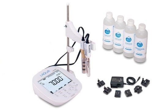 Horiba LAQUA PH2000 Starterset mit Gerät mit integriertem Elektrodenständer, Elektrode, Pufferlösungen und Netzkabel und Bedienungsanleitung